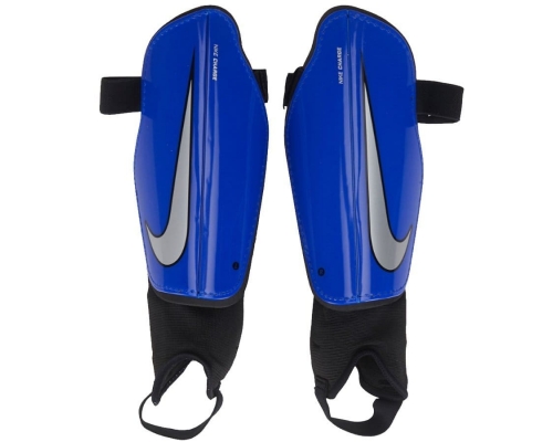Ochraniacz piłkarski  Nike Charge, kolor niebieski  (rozmiar XL)
